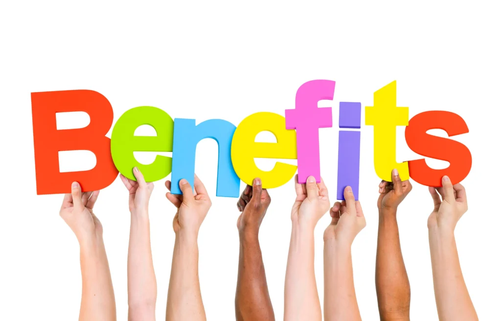 Top 10 Benefits of Employee Training and Development in the Workplace 2025